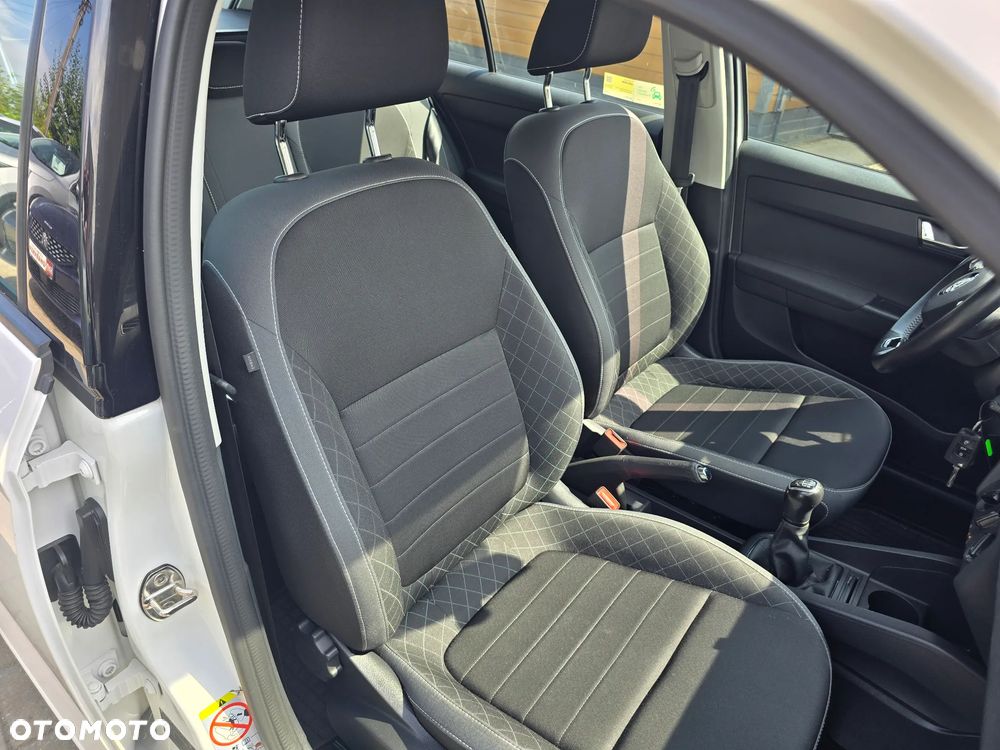 Skoda Fabia - 15