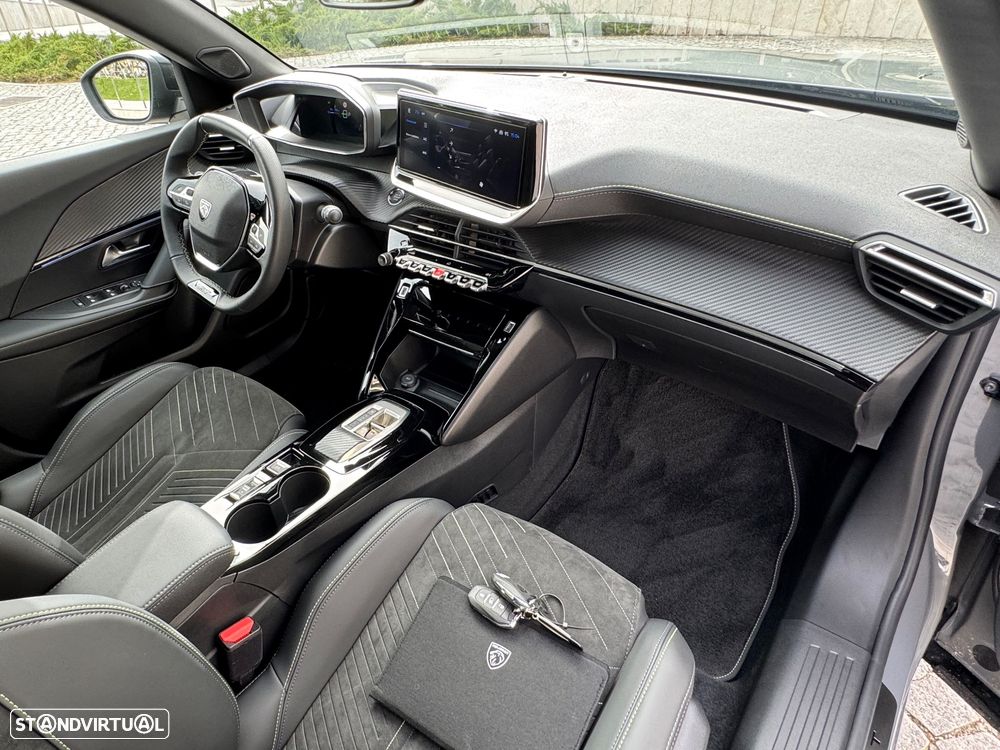 Peugeot e-2008 GT - 22