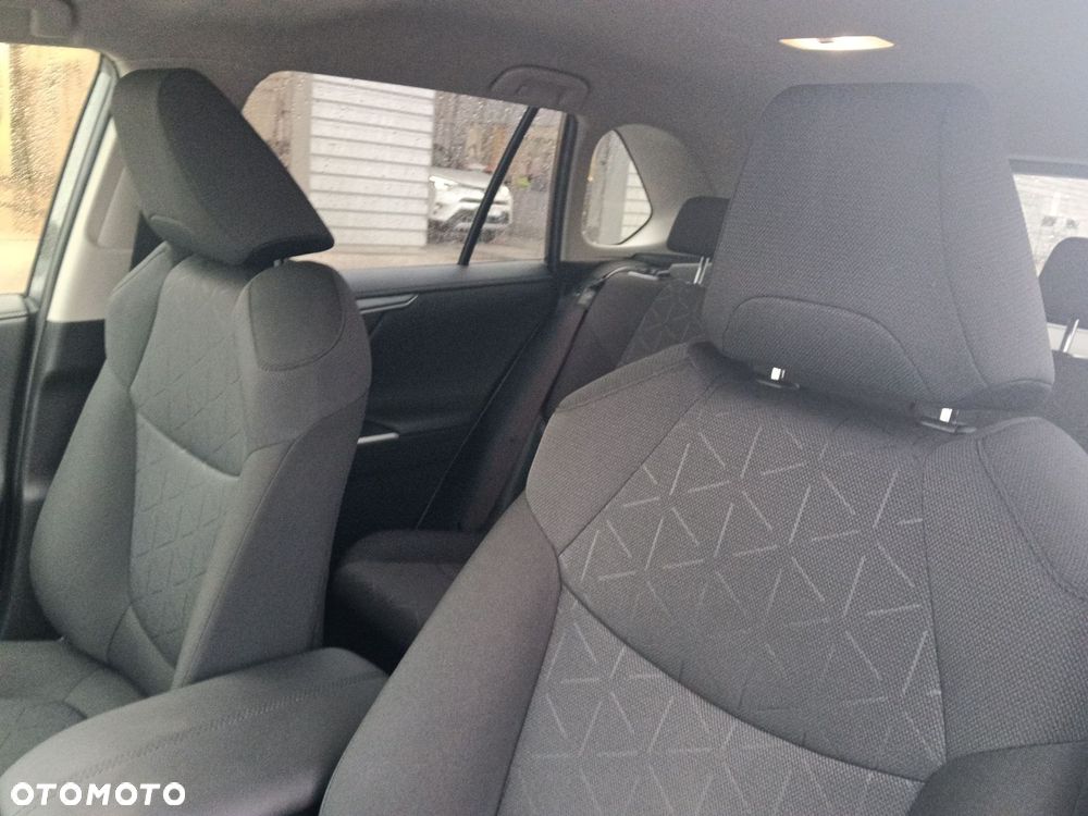 Toyota RAV4 - 16