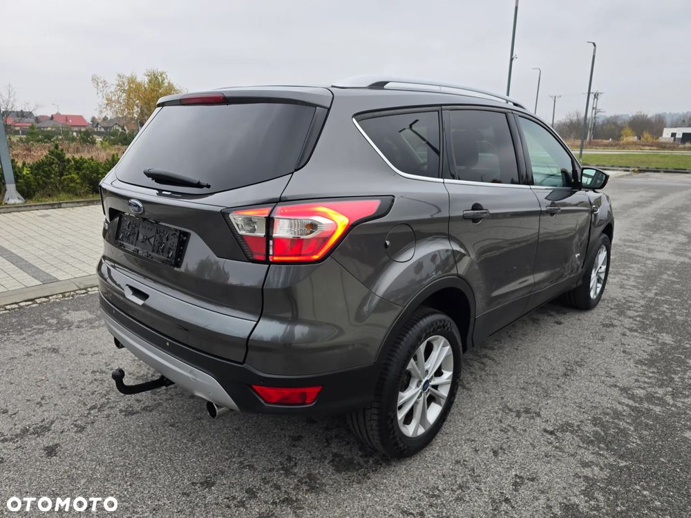 Ford Kuga 2.0 TDCi 4x4 Titanium - 25