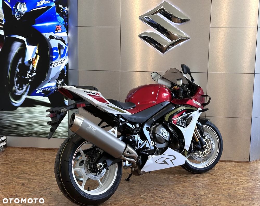 Suzuki GSX-R - 4