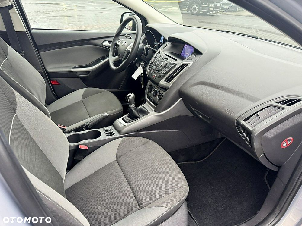 Ford Focus - 14