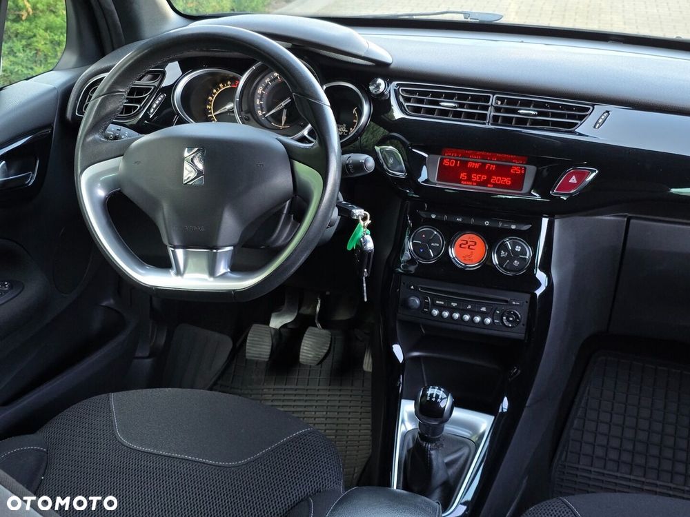 Citroën DS3 1.6 VTi SoChic - 20