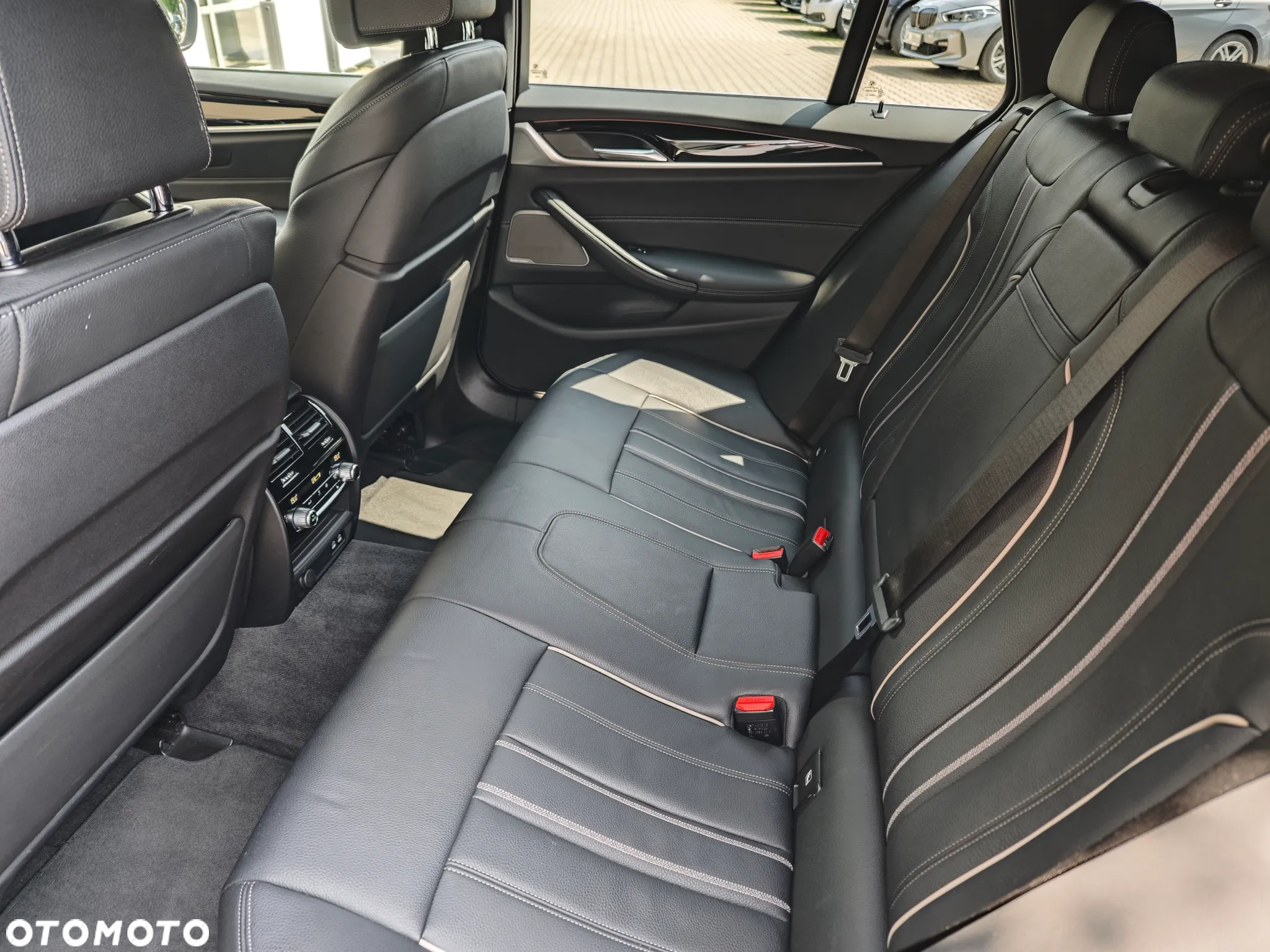 BMW Seria 5 520d xDrive mHEV Luxury Line sport - 25