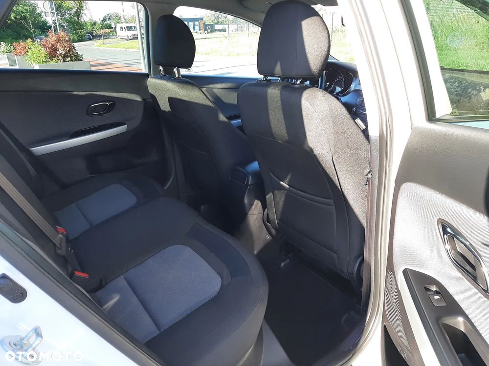 Kia Ceed 1.6 GDI Spirit - 15