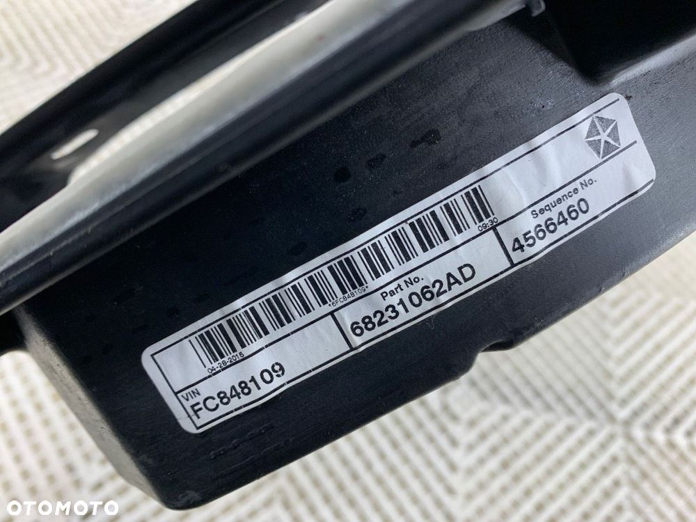 PODNOŚNIK SZYBY PRAWY PRZÓD  JEEP GRAND CHEROKEE IV (WK, WK2) 2010 - 2022 3.0 CRD V6 4x4 184 kW - 3