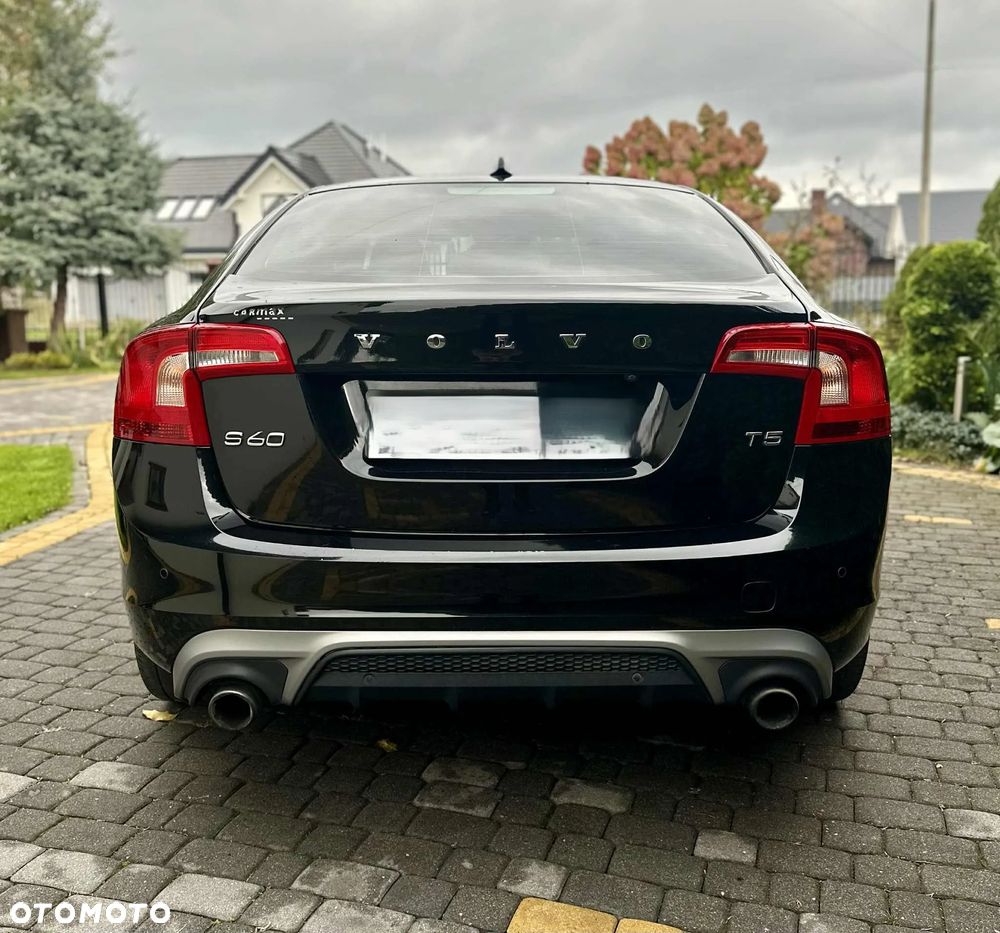 Volvo S60 T5 Drive-E Dynamic Edition (Momentum) - 9