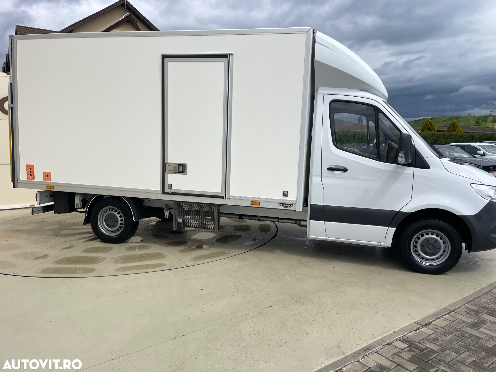 Mercedes-Benz Sprinter 319 3.0CDI V6  KOFFER  LIFT  AUTOMAT - 4
