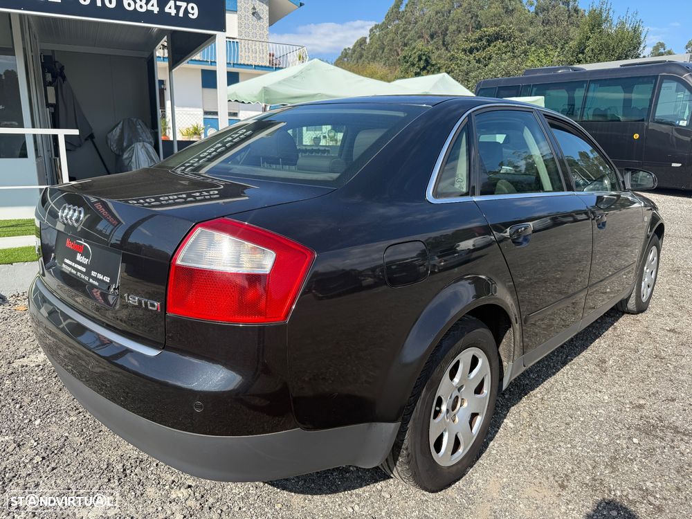 Audi A4 1.9 TDI m5 - 6