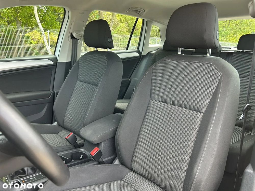 Volkswagen Tiguan - 8