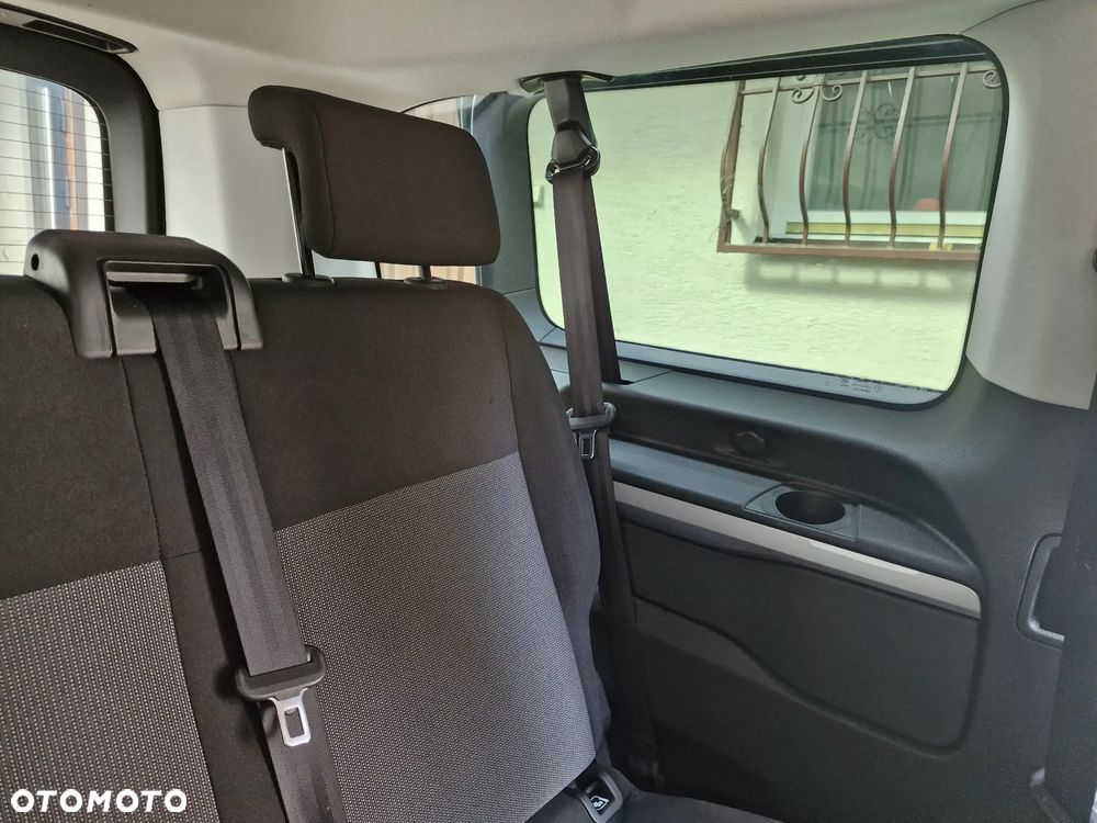 Peugeot Traveller 2.0 BlueHDi Long Business EAT8 - 27