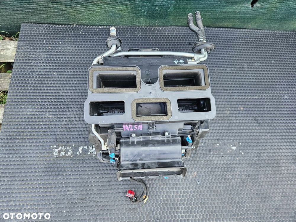 Nagrzewnica 4F1820351L 4F0820155E Obudowa Europa Chlodnica Wentylator Dmuchawa Silniczki Instalacja 2.7 3.0 TDI Audi A6 C6 2005r - 2