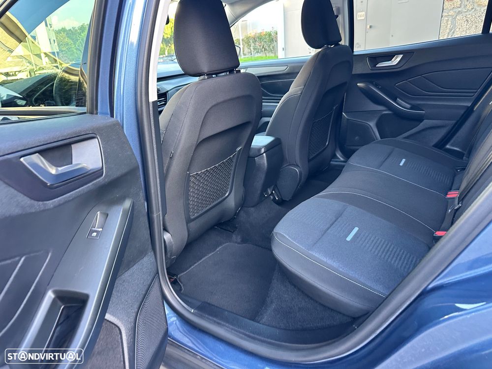 Ford Focus 1.0 EcoBoost MHEV Active X - 35