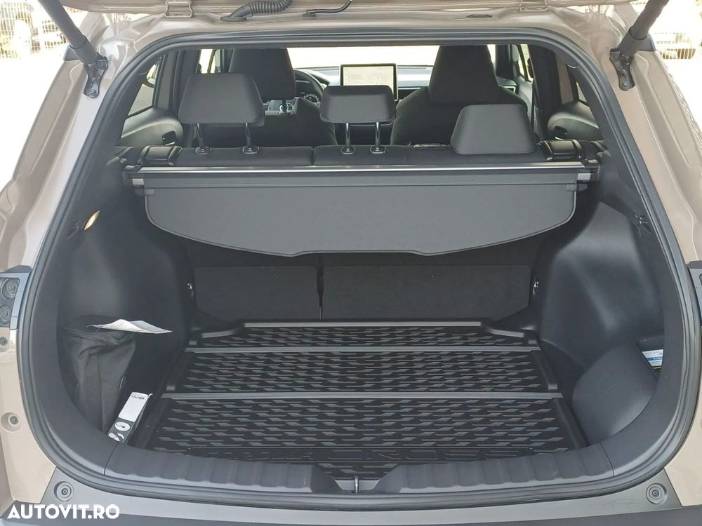 Toyota Corolla Cross - 7