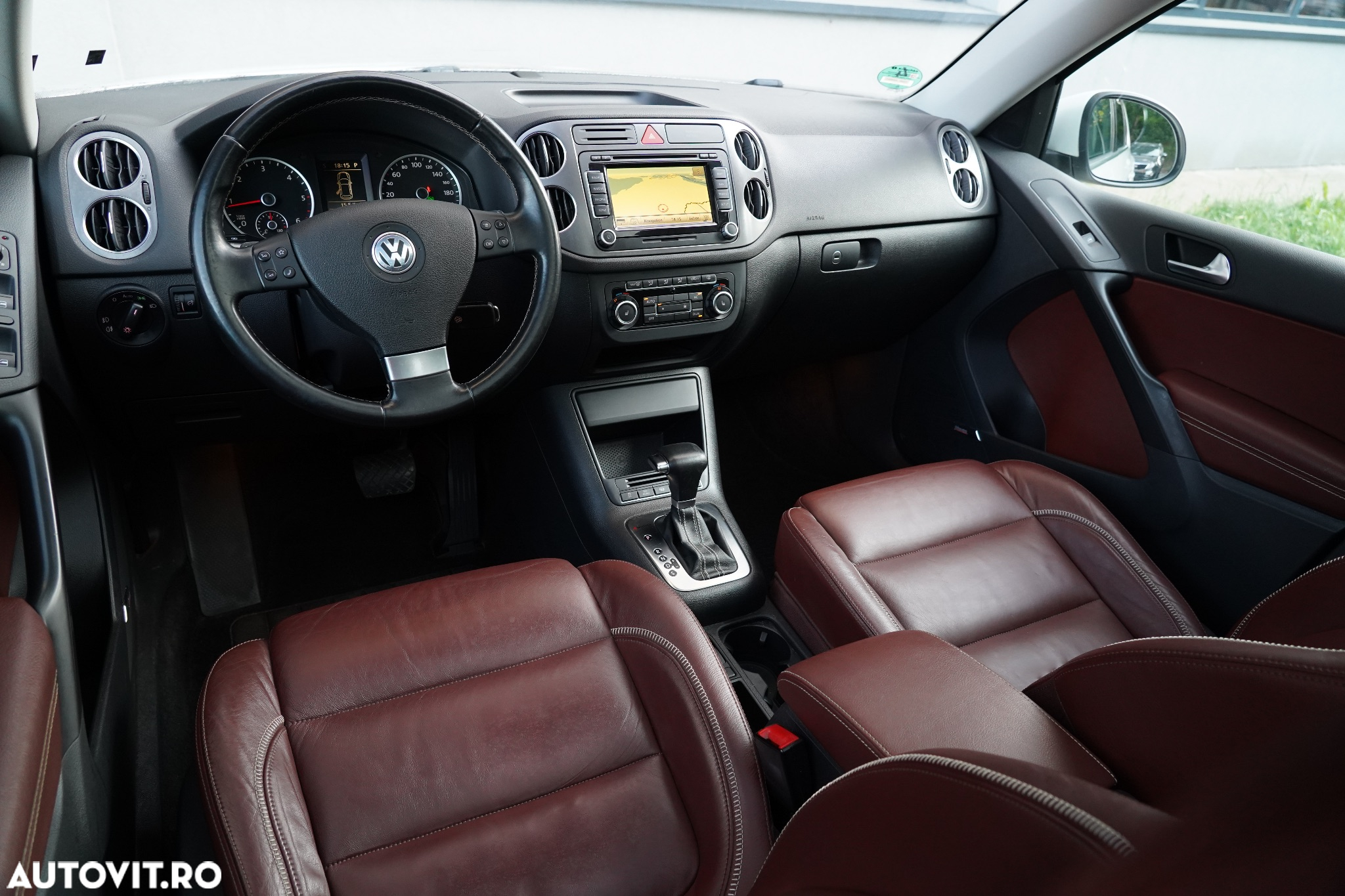 Volkswagen Tiguan 2.0 TDI 4Motion DSG Track & Style - 17