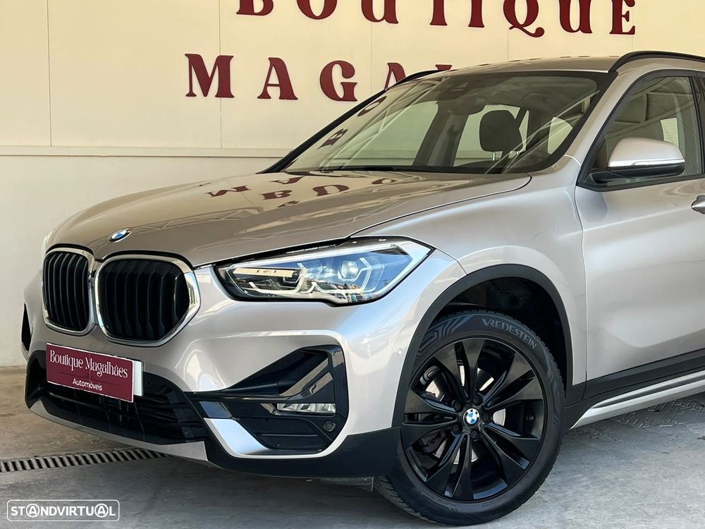 BMW X1 sDrive18d Aut. Sport Line - 2