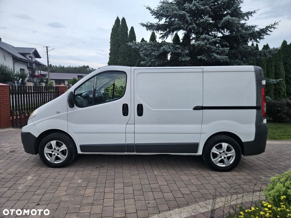 Renault Trafic - 2