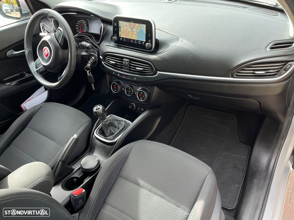 Fiat Tipo 1.3 M-Jet Lounge - 26