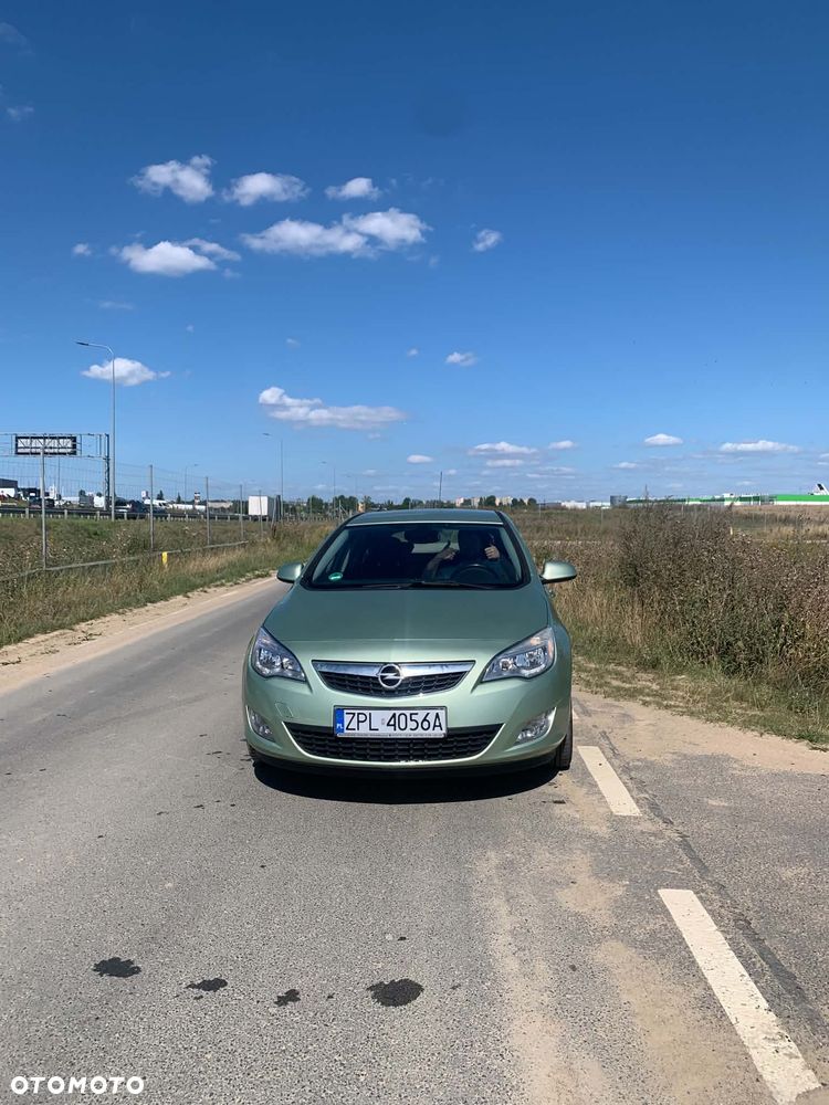 Opel Astra 1.4 T Cosmo EU6 - 5