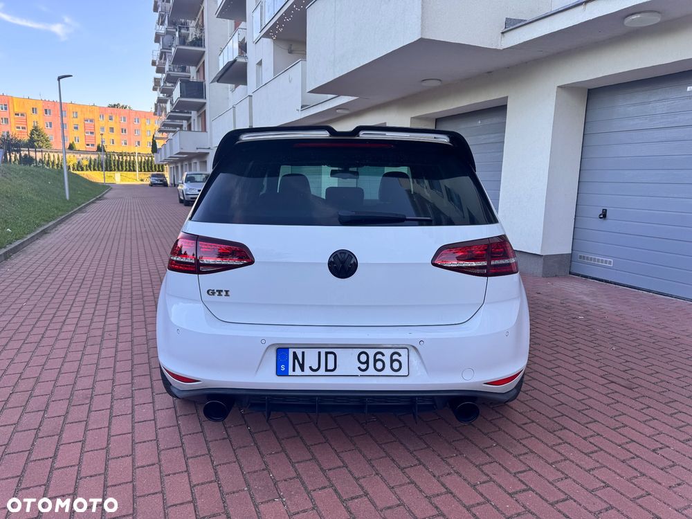 Volkswagen Golf 2.0 TSI BMT GTI Performance DSG - 16