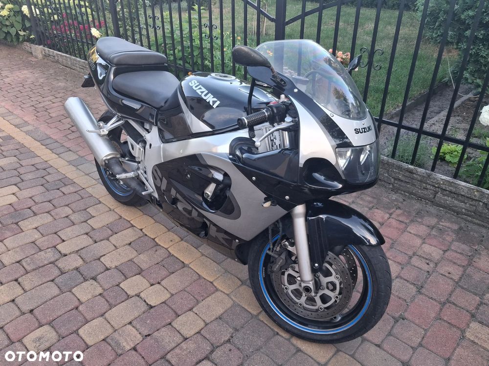Suzuki GSX-R - 2