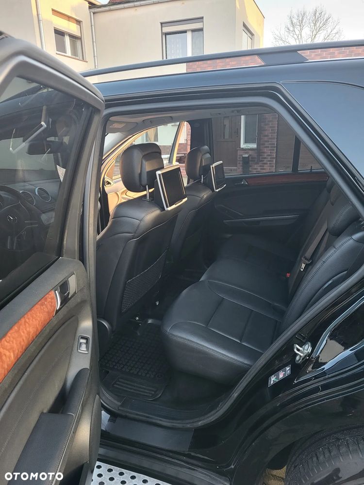 Mercedes-Benz ML - 20