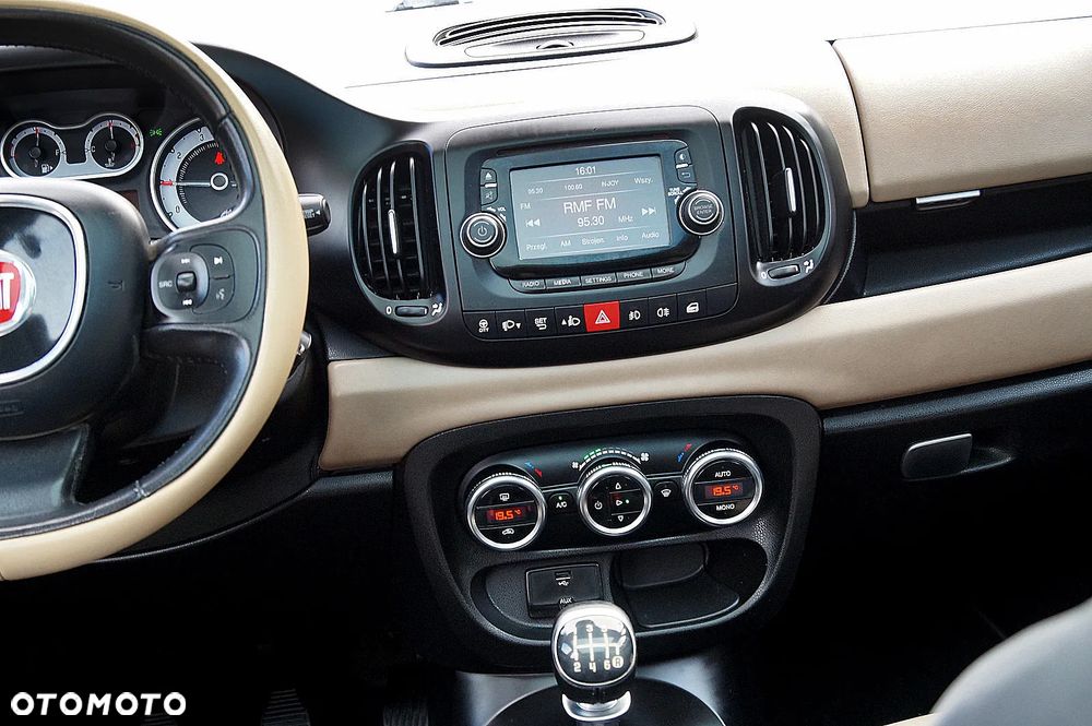 Fiat 500L 1.4 16V Opening Edition - 15