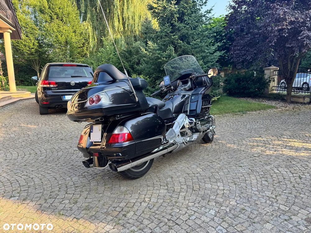 Honda GL - 6