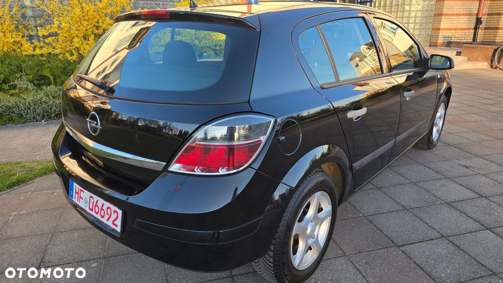 Opel Astra - 11