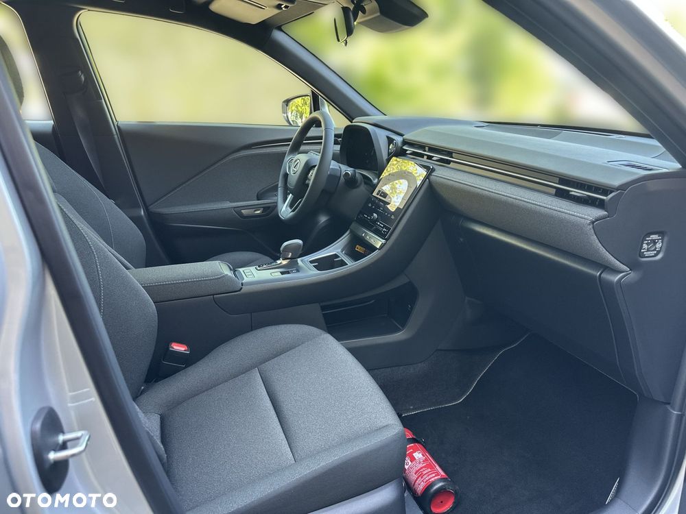Lexus LBX 1.5 Hybrid - 19