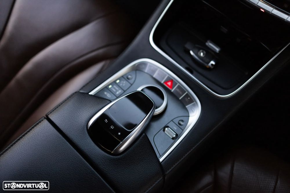 Mercedes-Benz S 300 h - 11
