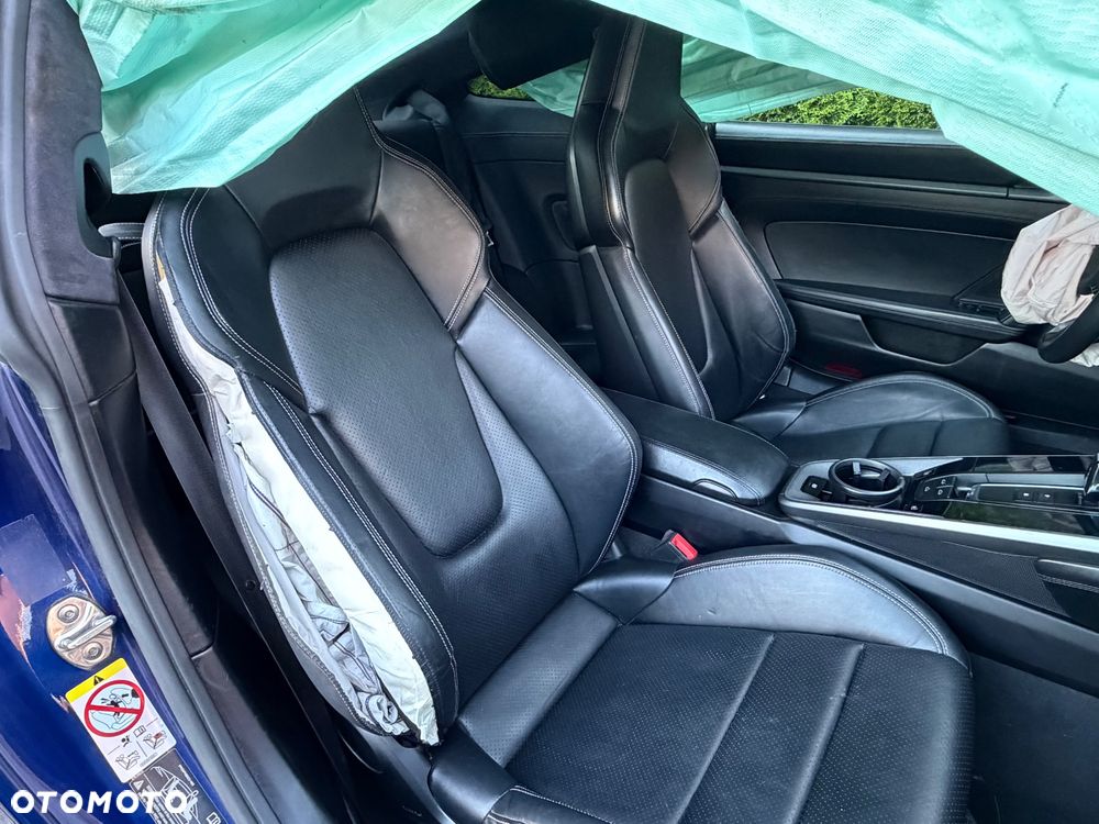 Porsche 911 Carrera 4S PDK - 13