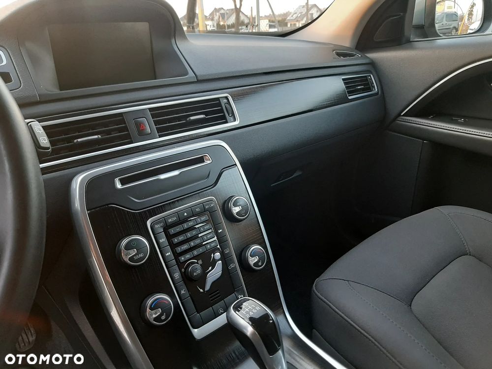 Volvo V70 D4 Summum - 28