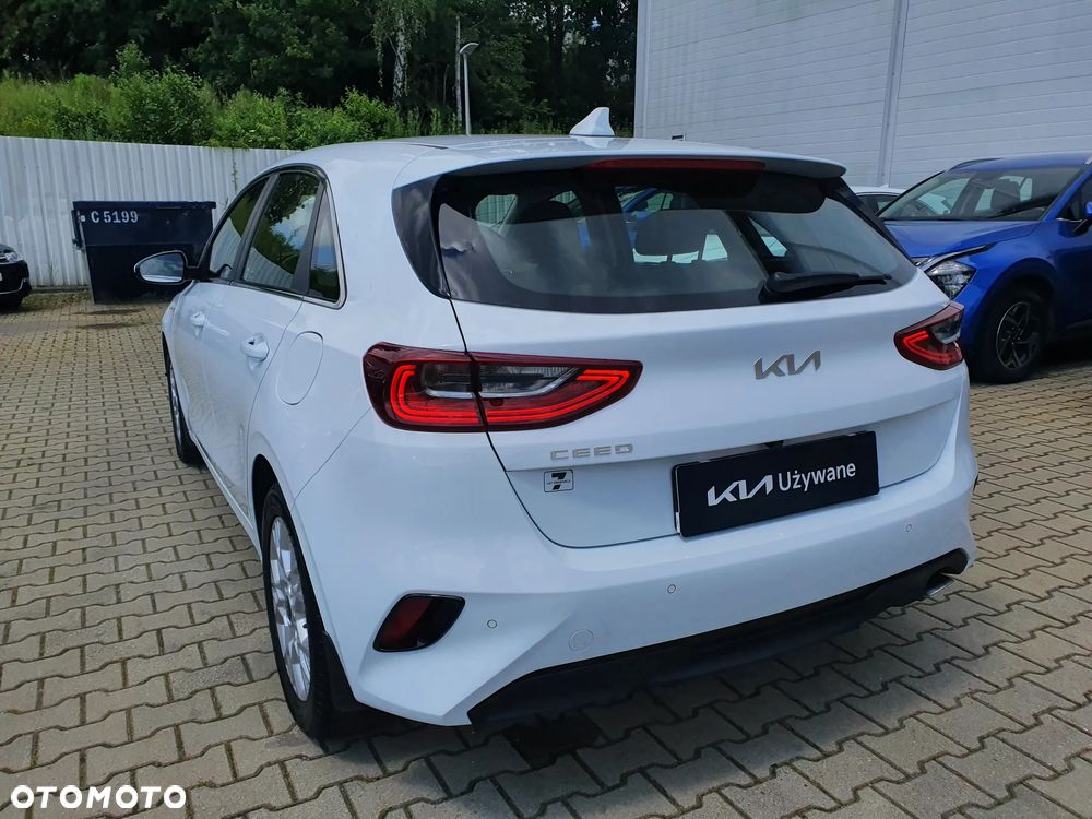 Kia Ceed 1.5 T-GDI M DCT - 21