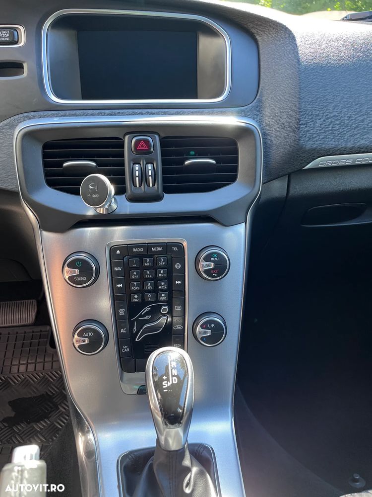Volvo V40 - 8