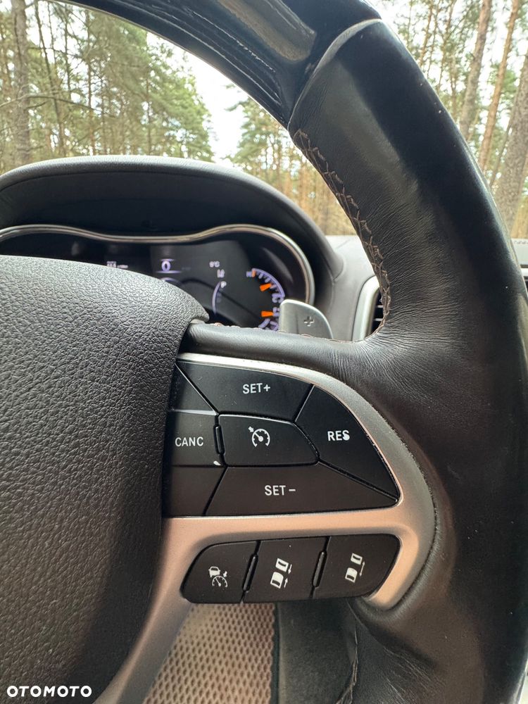 Jeep Grand Cherokee 3.0 CRD Overland Summit - 25