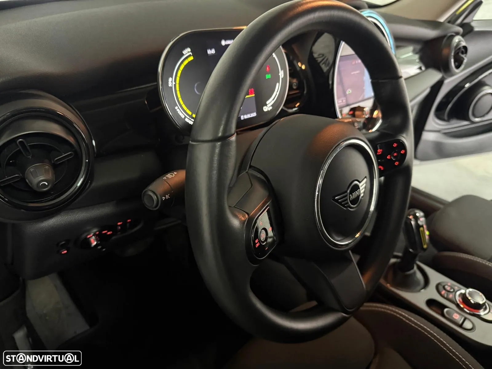 MINI 3 Portas Cooper SE Camden Edition - 10