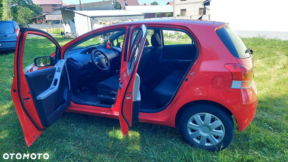 Toyota Yaris 1.0 Luna Start - 8