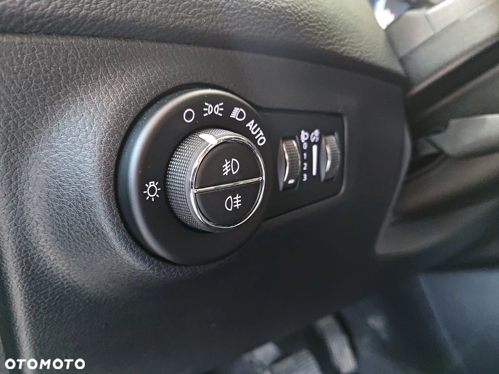 Jeep Compass 1.4 TMair Limited 4WD S&S - 30
