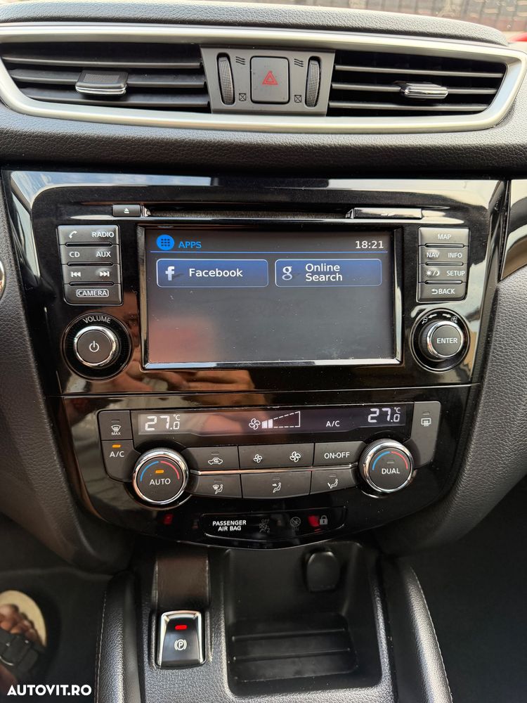 Nissan Qashqai 1.6L dCi Start/Stop 4X4-i N-Connecta - 18