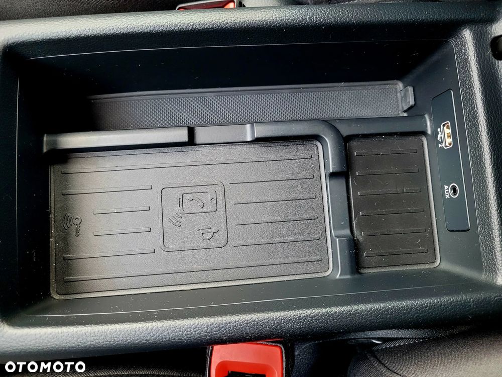 Audi A4 Avant 45 TFSI quattro S tronic - 27