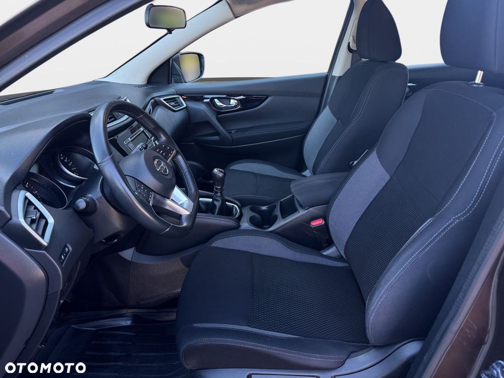 Nissan Qashqai - 22