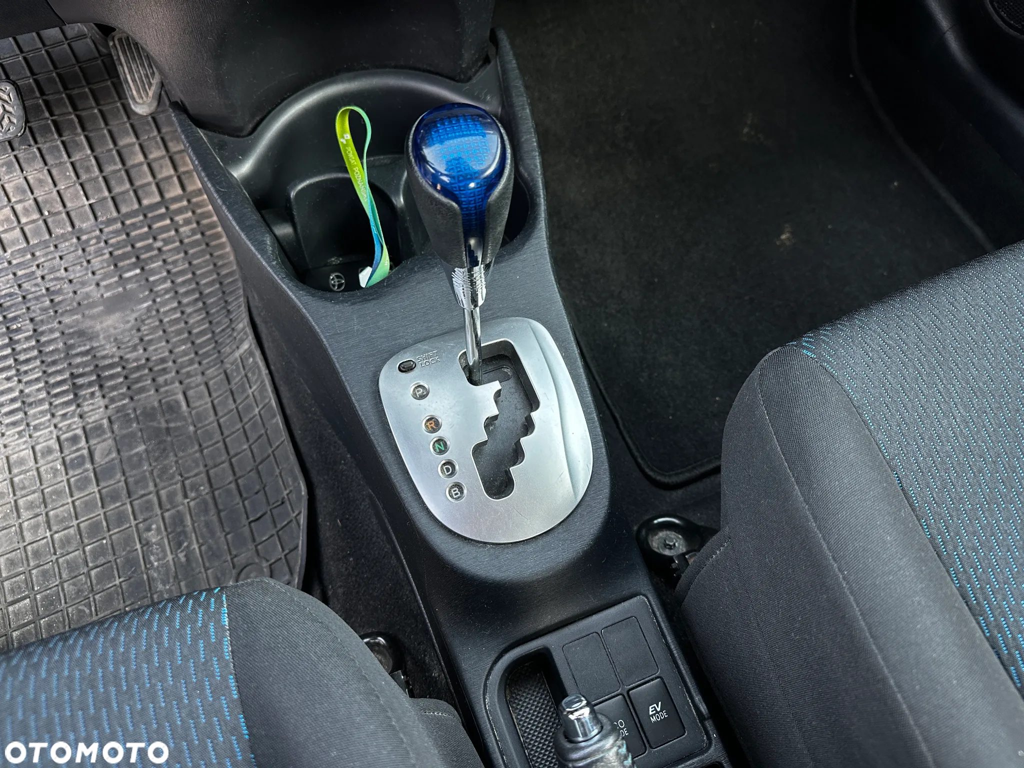 Toyota Yaris - 15