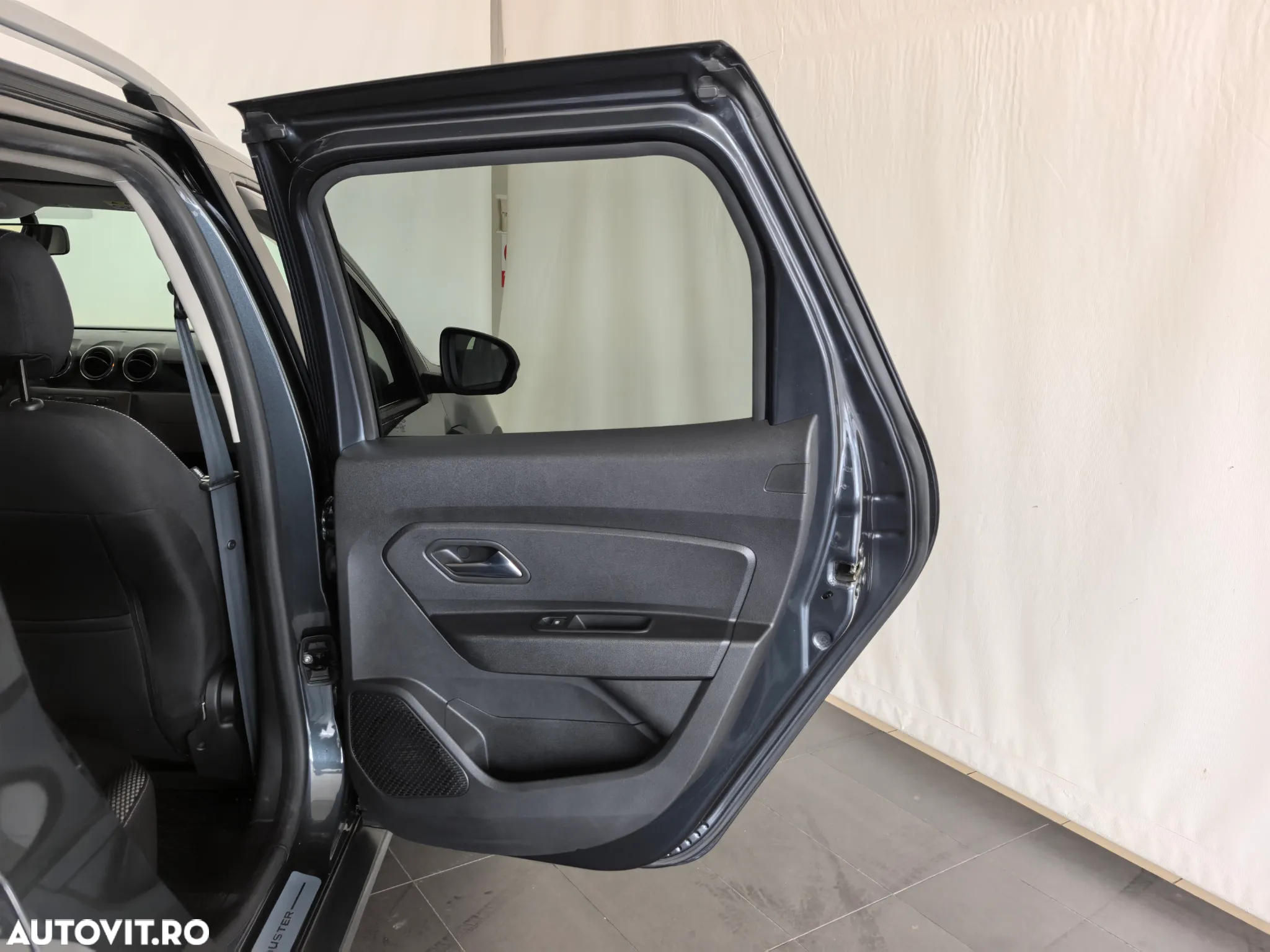 Dacia Duster TCe 130 GPF Prestige jante 17" - 27