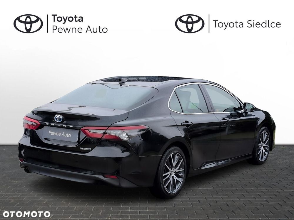 Toyota Camry 2.5 Hybrid Executive CVT - 6