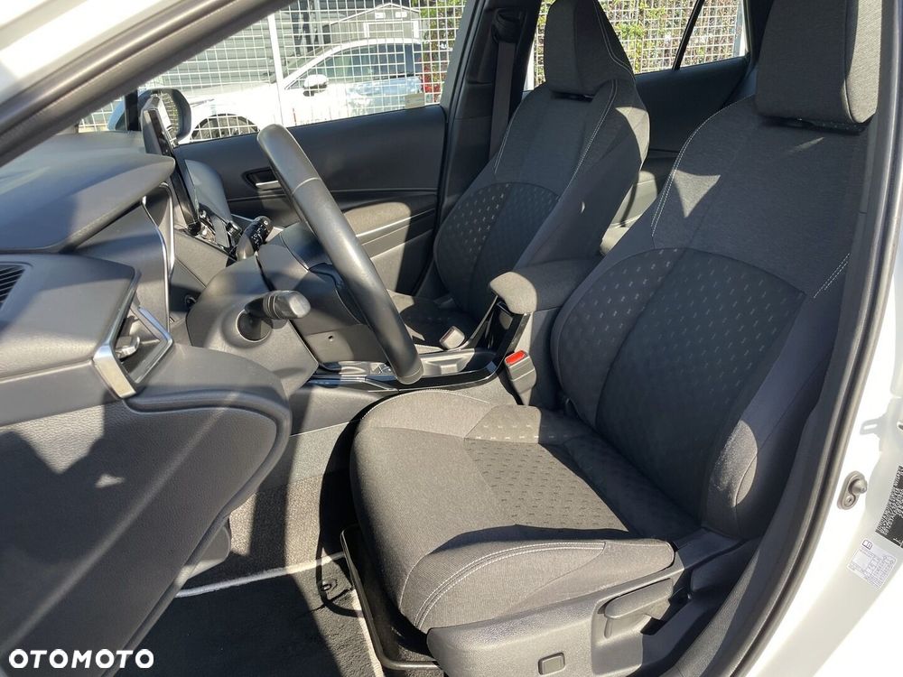Toyota Corolla 1.8 Hybrid Comfort - 13