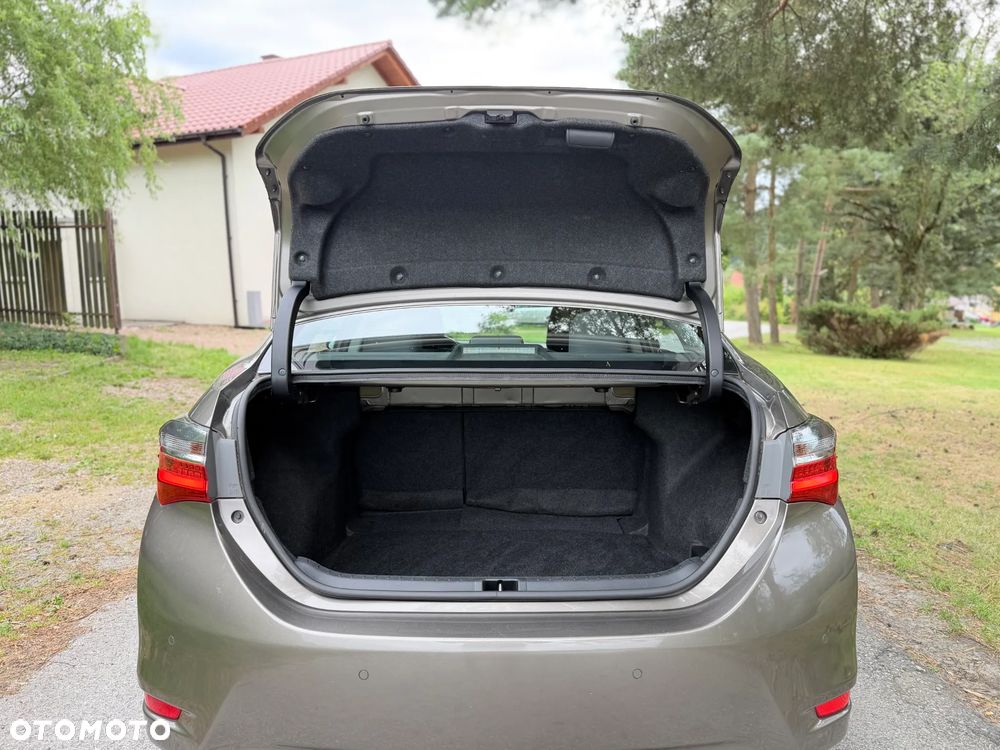 Toyota Corolla 1.6 Premium MS - 28