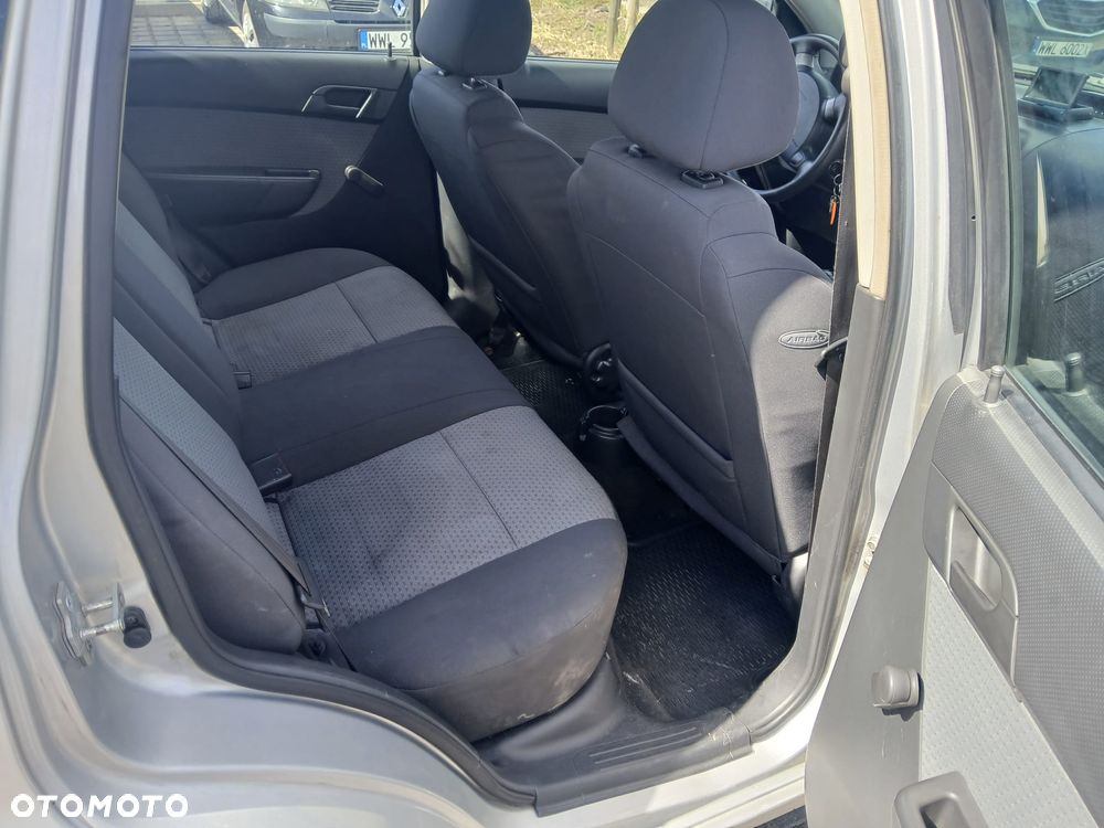 Chevrolet Aveo 1.2 16V Base (air4) - 5