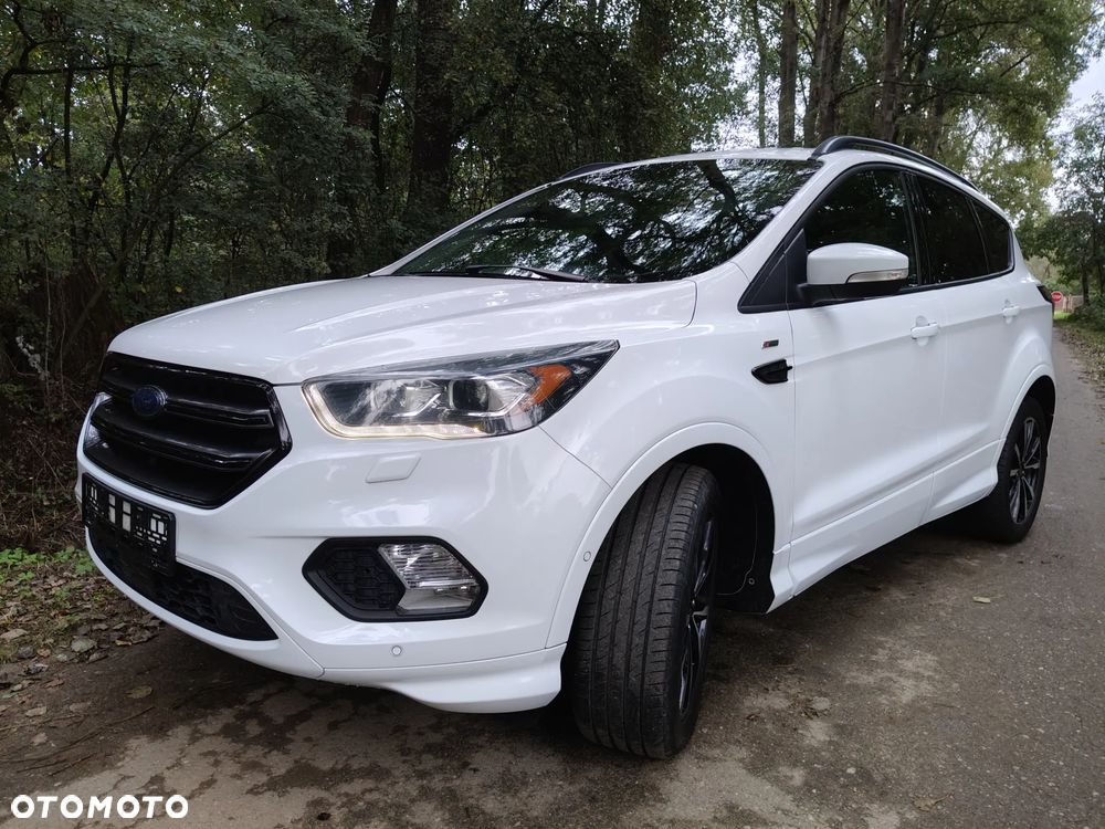 Ford Kuga 2.0 TDCi 2x4 ST-Line - 20