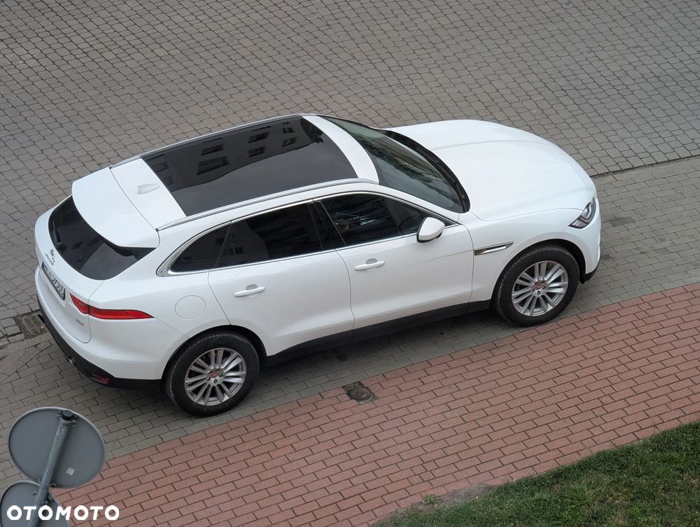 Jaguar F-Pace 2.0 i4D AWD Prestige - 18